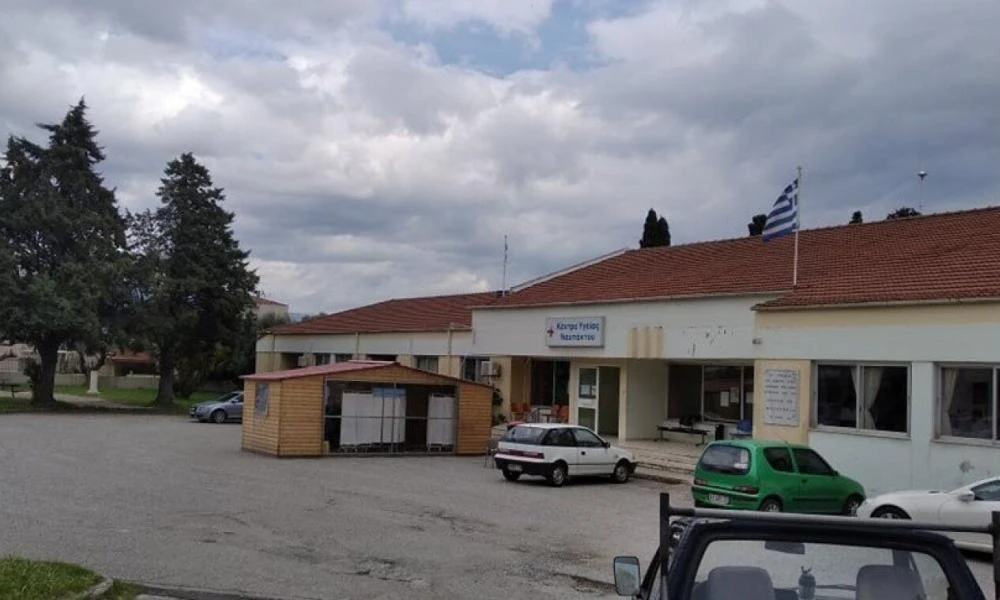 Ναύπακτος: Μαχαίρωσε νεαρό Αλβανό σε πανηγύρι επειδή παρενοχλούσε την κόρη του